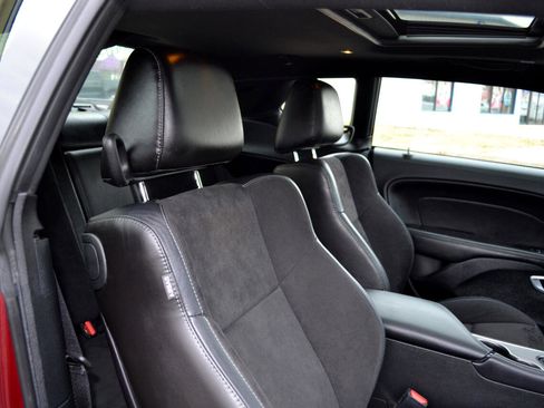 Used 2021 Dodge Challenger GT w/ Plus Package image 34