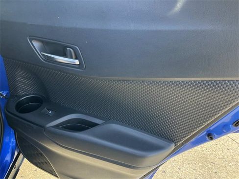 Used 2018 Toyota C-HR XLE image 19