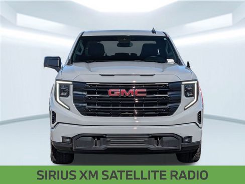 Used 2024 GMC Sierra 1500 Elevation image 11