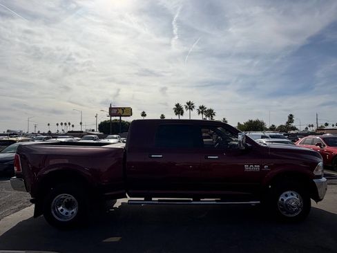 Used 2018 RAM 3500 Laramie image 13