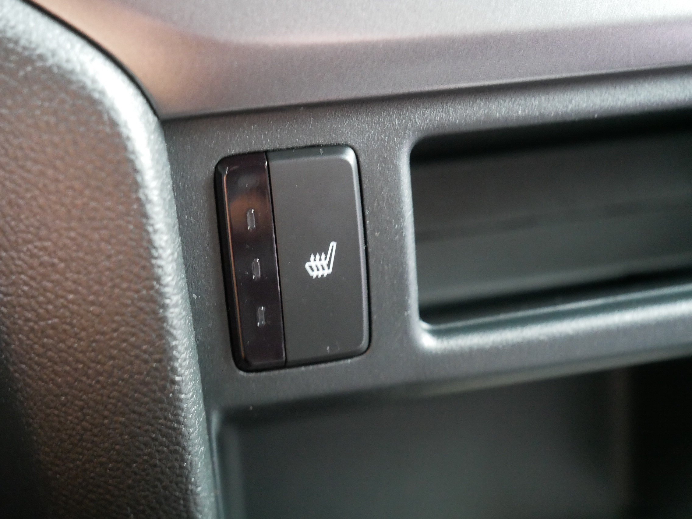 Used 2023 Honda Passport EX-L image 31