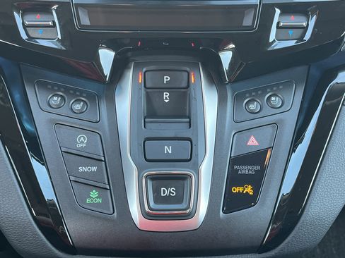 Certified 2025 Honda Odyssey Elite image 6