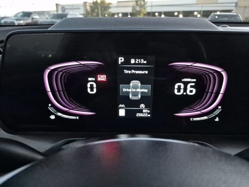 Certified 2025 Kia Telluride S image 23