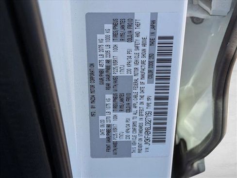 Used 2020 MAZDA CX-5 Sport image 25