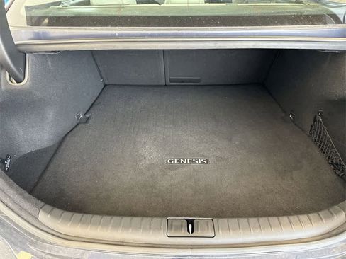 Used 2023 Genesis G70 3.3T w/ Sport Prestige Package image 34