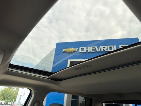 Used 2019 RAM 1500 Warlock AWD/4WD image 17