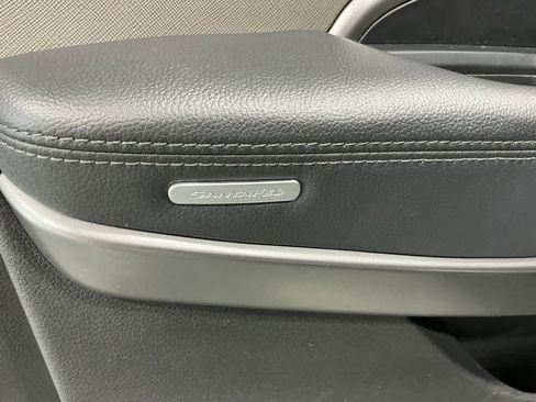 Used 2019 Hyundai Santa Fe XL SE image 33