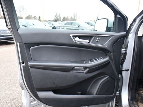 Used 2024 Ford Edge SEL w/ Convenience Package image 22