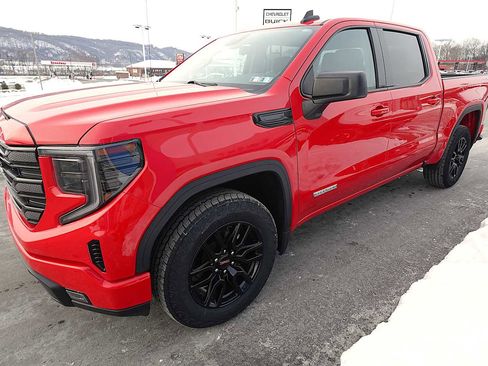 Used 2023 GMC Sierra 1500 Elevation AWD/4WD image 6