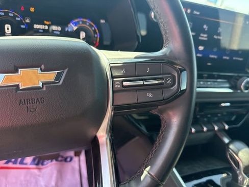 Used 2024 Chevrolet Colorado LT AWD/4WD image 20