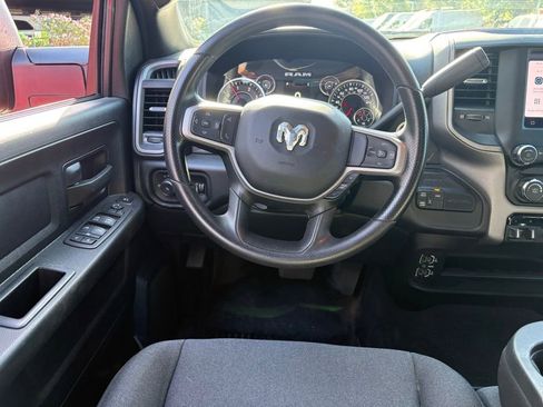 Used 2024 RAM 2500 Tradesman w/ Chrome Appearance Group AWD/4WD image 7