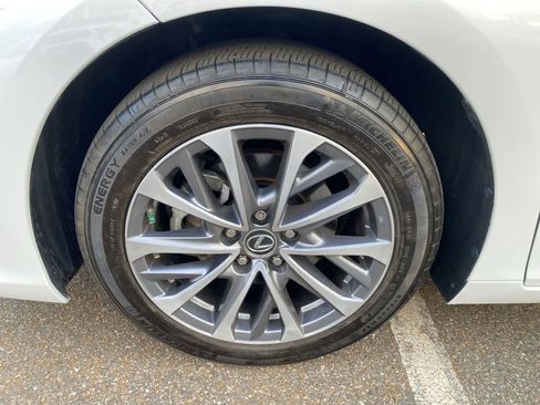 Used 2022 Lexus ES 350 image 17