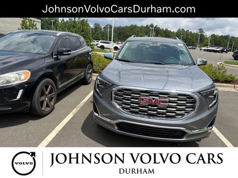 Used 2018 GMC Terrain Denali w/ Comfort Package FWD image 4