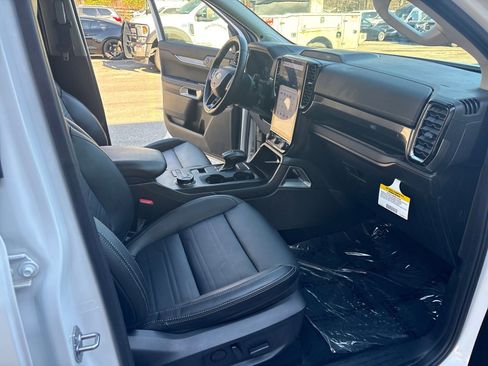 Used 2024 Ford Ranger Lariat w/ FX4 Off-Road Package image 48