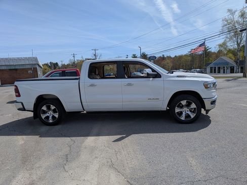 Used 2019 RAM 1500 Laramie AWD/4WD image 2