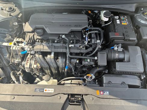 New 2026 Hyundai Elantra SE image 19