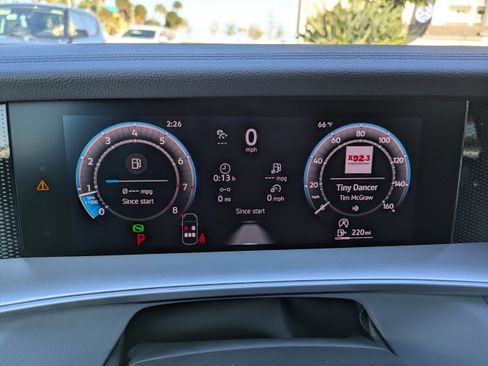 New 2026 Volkswagen Tiguan SE R-Line image 29