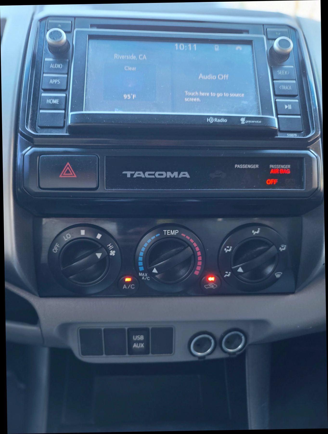 Used 2015 Toyota Tacoma PreRunner RWD image 43