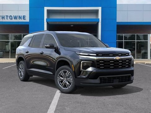 New 2026 Chevrolet Traverse LT FWD image 7