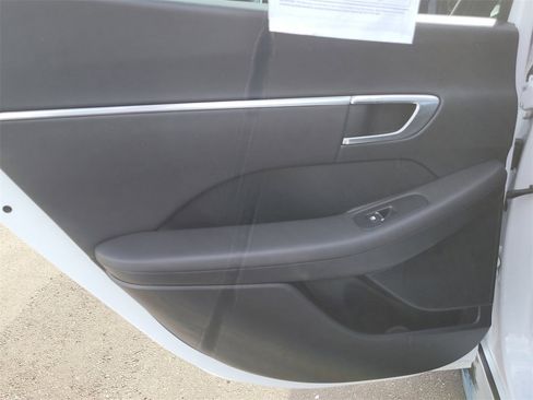 Used 2023 Hyundai Sonata SEL w/ Cargo Package image 8