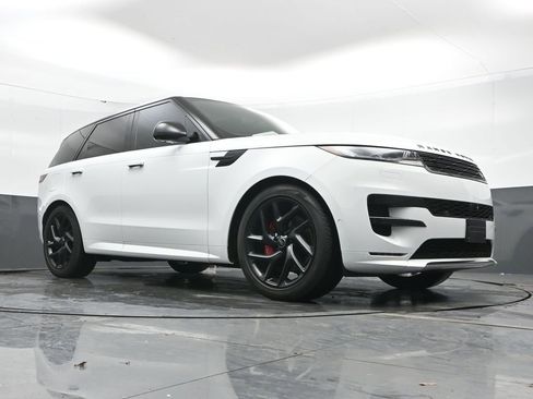 Used 2024 Land Rover Range Rover Sport Dynamic SE AWD/4WD image 41