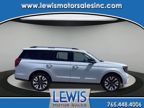 Used 2025 Ford Expedition Platinum w/ Driver's Package AWD/4WD image 1