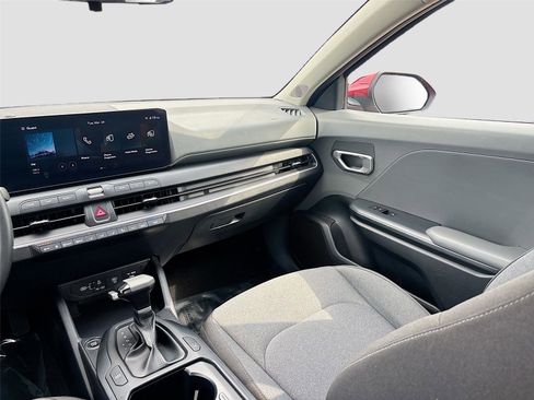 Used 2025 Kia K4 LXS image 20