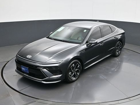 Certified 2024 Hyundai Sonata SEL image 13