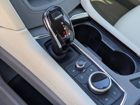 Certified 2024 Cadillac XT5 Premium Luxury w/ Technology Package image 21