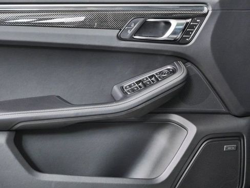 New 2026 Porsche Macan GTS AWD/4WD image 6