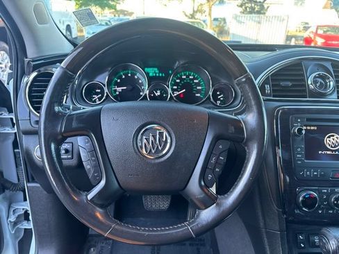 Used 2017 Buick Enclave Leather AWD/4WD image 18