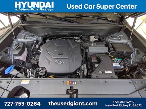 Used 2023 Hyundai Palisade Limited w/ Cargo Package FWD image 15