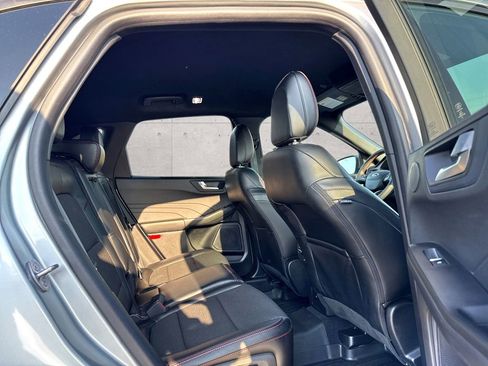 Used 2023 Ford Escape ST-Line Select w/ Tech Pack #2 image 8