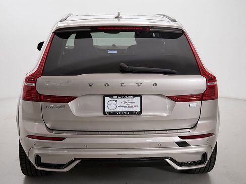 Certified 2023 Volvo XC60 T8 Ultimate w/ Protection Package Premier AWD/4WD image 8