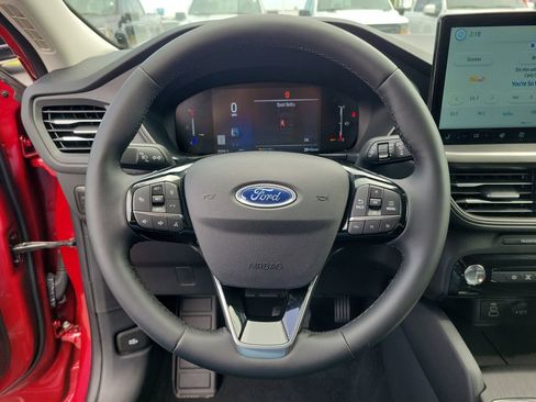 Certified 2025 Ford Escape SE FWD image 23