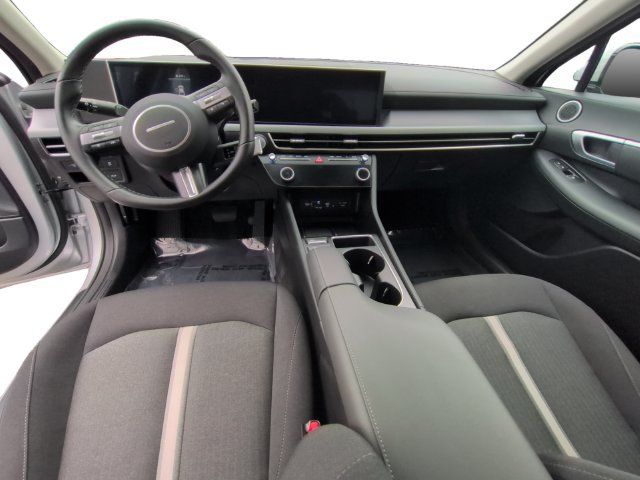 Used 2026 Hyundai Sonata SEL FWD image 17