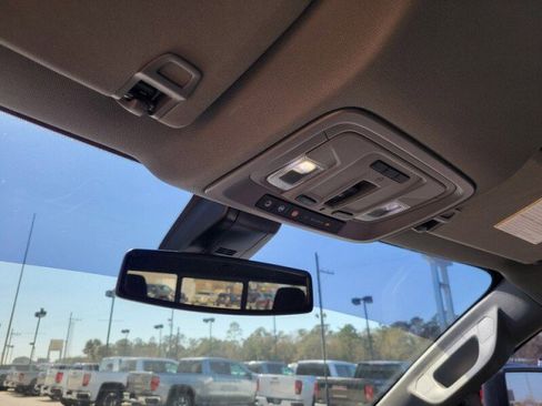 Used 2023 GMC Sierra 3500 Denali image 22