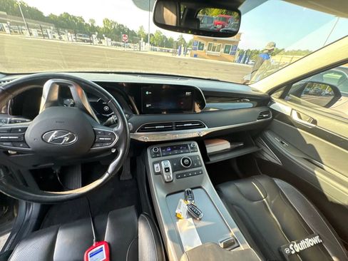 Used 2021 Hyundai Palisade Limited FWD image 6