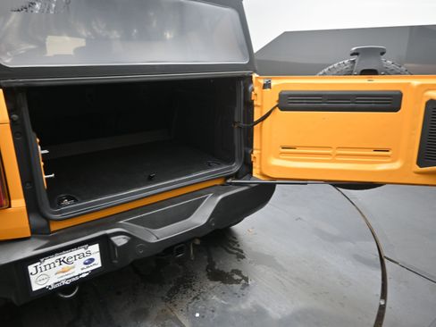 Used 2022 Ford Bronco Outer Banks image 11