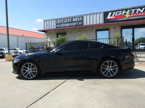 Used 2016 Ford Mustang GT Premium w/ Equipment Group 401A RWD image 2