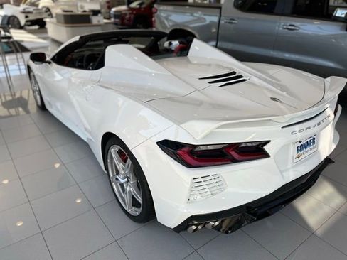 Used 2023 Chevrolet Corvette Stingray Preferred Conv w/ Z51 Performance Package image 4