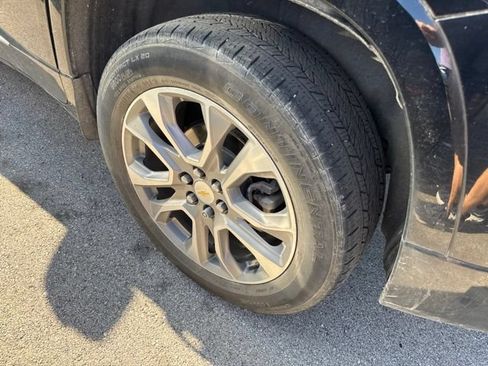 Used 2019 Chevrolet Traverse Premier w/ Driver Confidence II Package FWD image 7