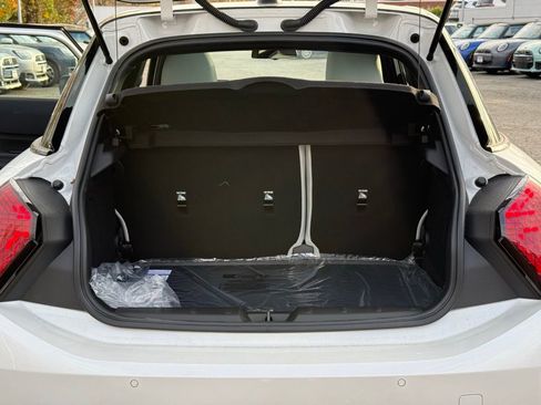 New 2026 MINI Cooper 4-Door Hardtop image 25