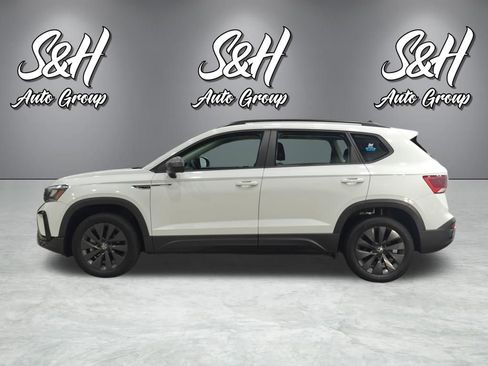 Used 2022 Volkswagen Taos S w/ IQ Drive S Package image 15