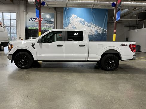 Used 2023 Ford F150 XLT w/ Trailer Tow Package image 2