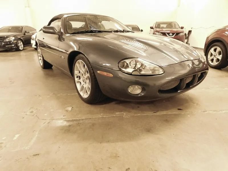 Used 2001 Jaguar XK8 Convertible RWD image 3