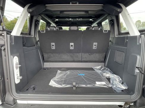 New 2025 Ford Bronco Outer Banks image 23