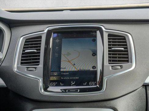 Used 2018 Volvo XC90 T5 Momentum w/ Convenience Package image 23