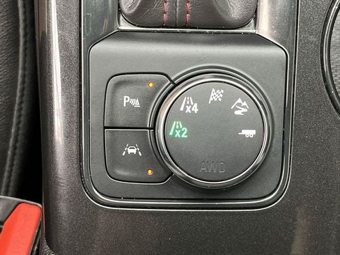 Certified 2019 Chevrolet Blazer RS AWD/4WD image 17