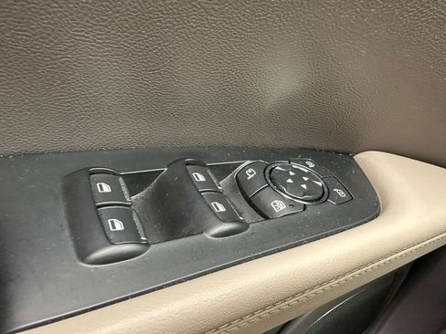 Used 2022 Lincoln Nautilus Reserve w/ Luxury Package AWD/4WD image 35